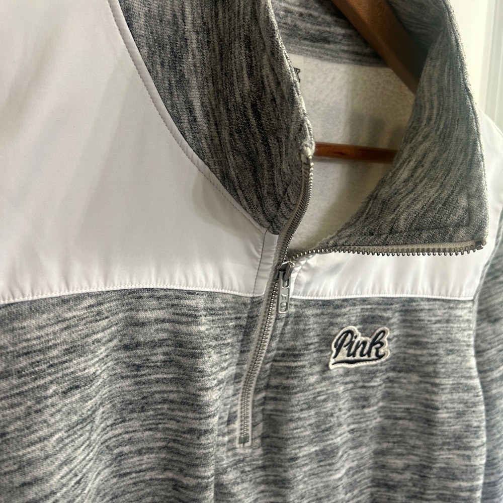 PINK Victoria's Secret size M  Gray and White quarter zip pullover LOVE PINK. - Picture 5 of 10